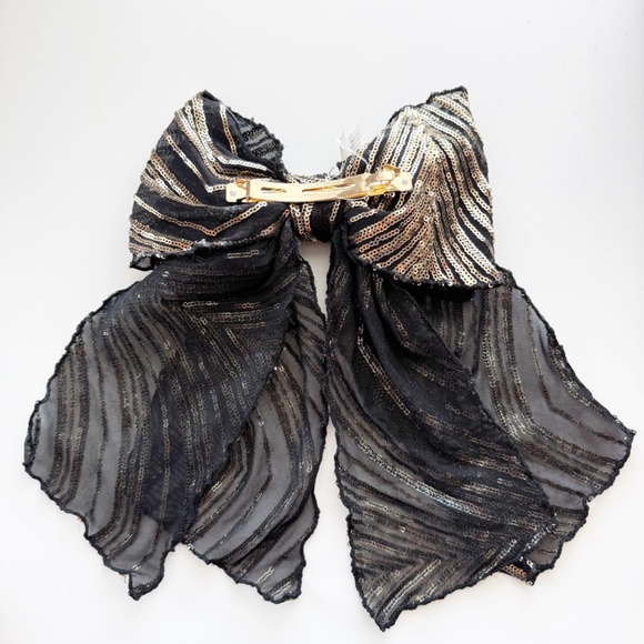 ANTHROPOLOGIE Gold Sequined Metallic Oversized Bow Barrette NWT - Picture 5 of 7